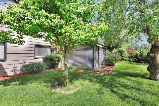 1102 S Buena Vista Dr, Spokane, WA 99224 - view of grassy yard