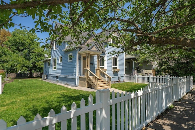 215 E 18th Ave, Spokane, WA 99203 - view of front of house with a fenced front yard