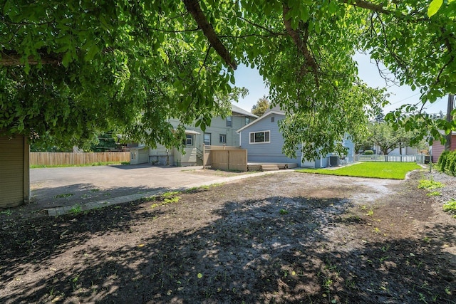 215 E 18th Ave, Spokane, WA 99203 - view of yard