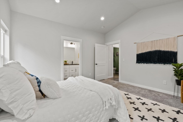 826 Thomas Ln, Newport, WA 99156 - bedroom featuring carpet floors, lofted ceiling, ensuite bathroom, and recessed lighting