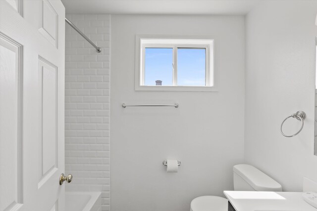 4523 N Royal Ct, Spokane, WA 99205 - full bathroom with vanity and  shower combination