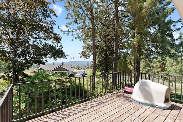 6221 N Highview Ln, Spokane Valley, WA 99217 - wooden deck with a grill