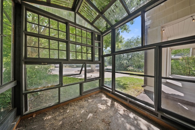 2026 W 9th Ave, Spokane, WA 99204 - view of unfurnished sunroom