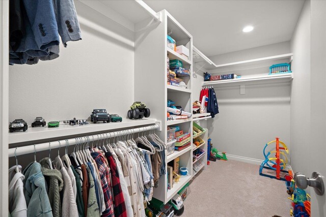 4620 E 43rd Ave, Spokane, WA 99223 - walk in closet featuring carpet floors