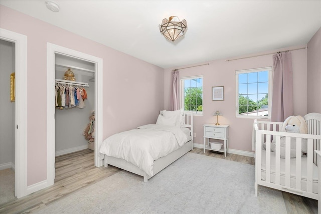4620 E 43rd Ave, Spokane, WA 99223 - bedroom with wood finished floors and a closet