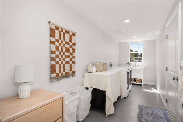 4620 E 43rd Ave, Spokane, WA 99223 - laundry area featuring independent washer and dryer and recessed lighting