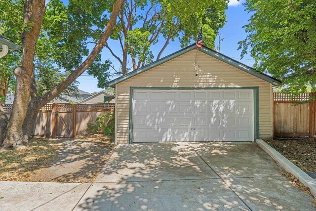 4217 E 22nd Ave, Spokane, WA 99223 - view of detached garage