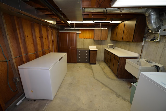 7516 E Baldwin Ave, Spokane Valley, WA 99212 - finished basement with white fridge and a sink