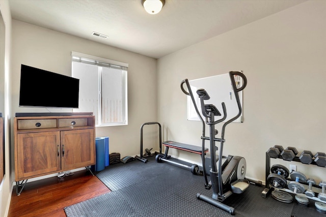 2204 S Lloyd Ct, Spokane, WA 99223 - exercise area featuring dark wood finished floors