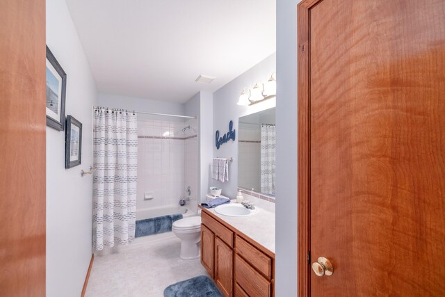 7106 S Moran View St, Spokane, WA 99224 - bathroom featuring vanity and shower / bath combo with shower curtain