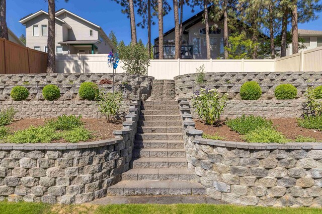 7106 S Moran View St, Spokane, WA 99224 - fenced backyard with stairway