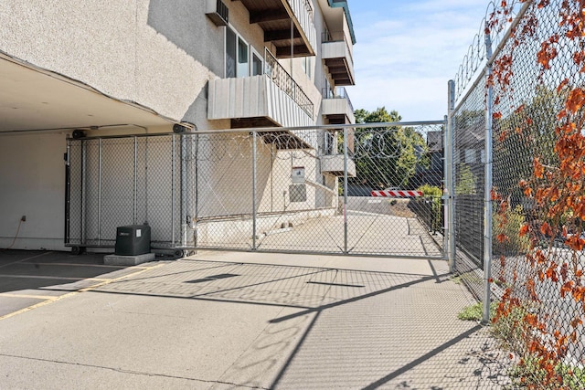 214 W 6th Ave Apt 201, Spokane, WA 99204 - view of gate