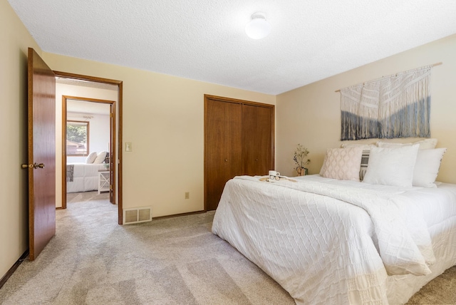10818 N Humboldt Dr, Spokane, WA 99218 - bedroom with a closet and carpet floors