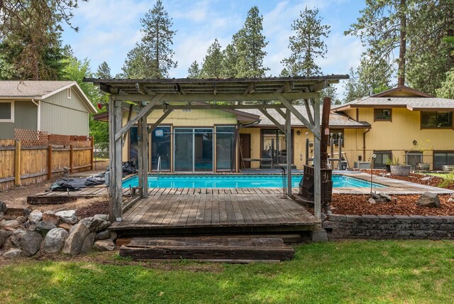 10818 N Humboldt Dr, Spokane, WA 99218 - view of pool