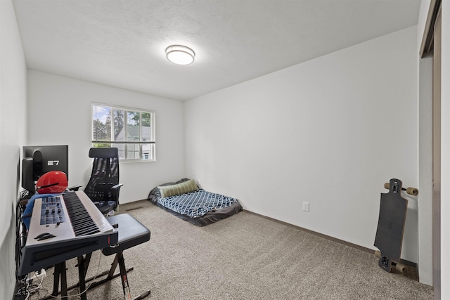 419 E E St, Deer Park, WA 99006 - carpeted bedroom with baseboards