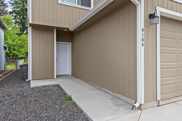 419 E E St, Deer Park, WA 99006 - entrance to property featuring a garage