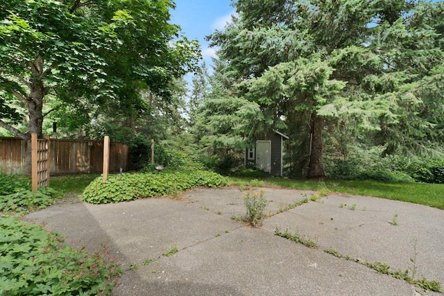 13419 N Whitehouse Ct, Spokane, WA 99208 - view of patio with a storage unit