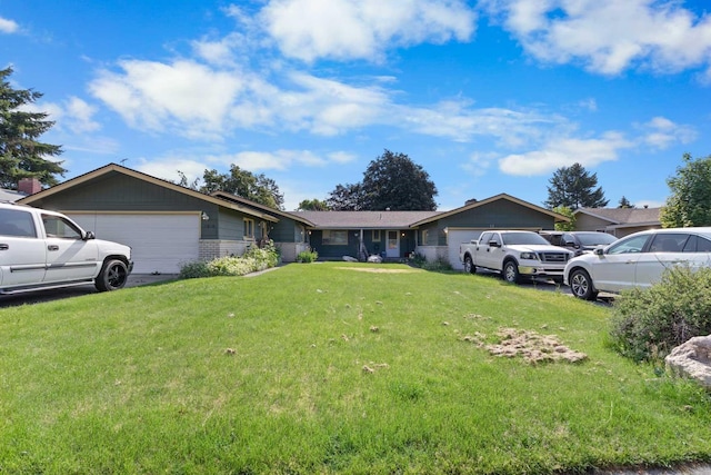 11816-11818 N Wall St, Spokane, WA 99218 - ranch-style house with a garage, a front lawn, and brick siding