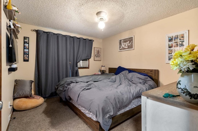 11816-11818 N Wall St, Spokane, WA 99218 - carpeted bedroom with a textured ceiling