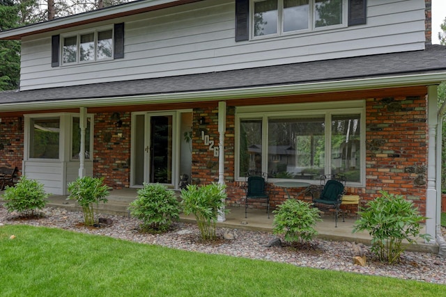 1026 W Bellwood Dr, Spokane, WA 99218 - photo 2