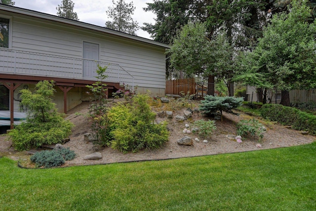 1026 W Bellwood Dr, Spokane, WA 99218 - view of yard