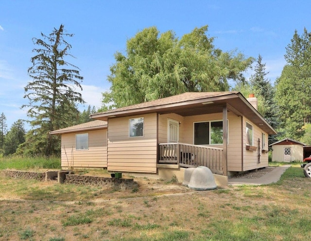 42503 N Regal Rd, Elk, WA 99009 - view of front of home with a chimney