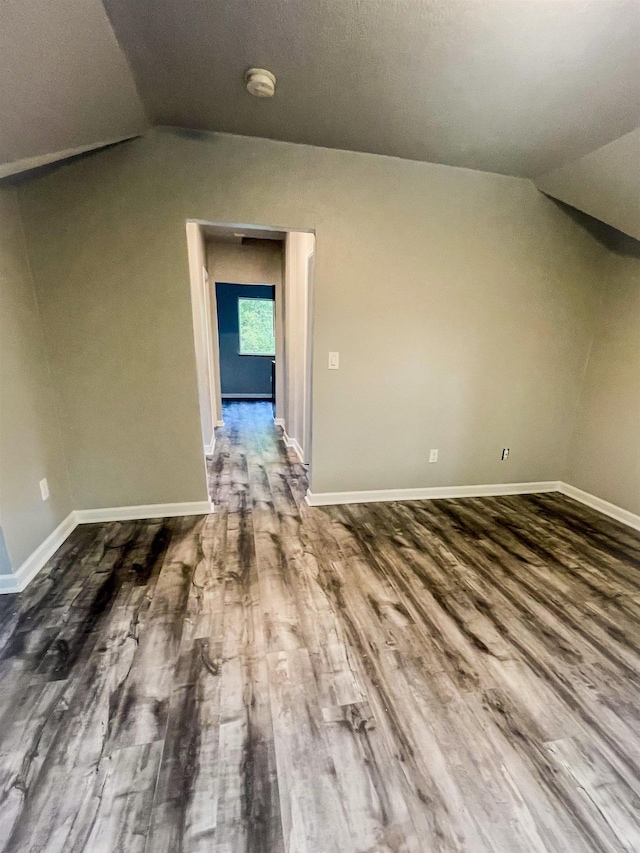 1616 N Cedar Ave, Spokane, WA 99205 - bonus room with vaulted ceiling and wood finished floors