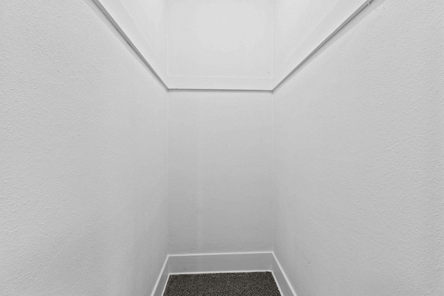 411 S Ferrall St, Spokane, WA 99202 - detailed view of baseboards