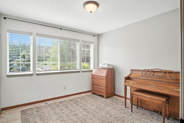 116 W Bristol Ave, Spokane, WA 99224 - living area with plenty of natural light