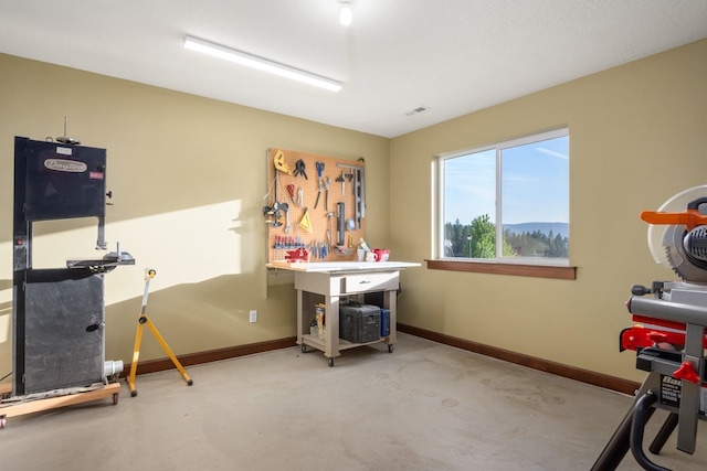 2820 S Galway Ln, Spokane Valley, WA 99037 - playroom with baseboards and carpet flooring