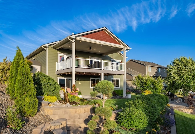 2820 S Galway Ln, Spokane Valley, WA 99037 - back of house featuring ceiling fan