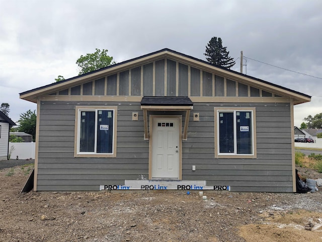 10718 E Augusta Rd, Spokane, WA 99207 - view of front of property featuring board and batten siding