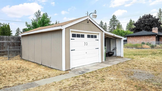 4204 W Olympic Ave, Spokane, WA 99205 - view of garage
