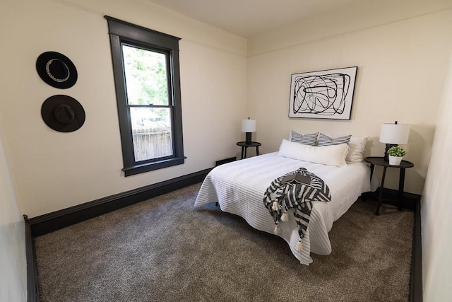 2514 4th Ave, Spokane, WA 99202 - carpeted bedroom with baseboards