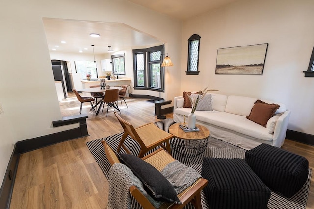 2514 4th Ave, Spokane, WA 99202 - living room featuring light wood finished floors and recessed lighting