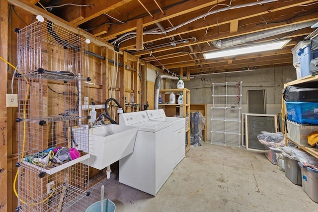 3410 S Napa St, Spokane, WA 99203 - below grade area featuring independent washer and dryer and a sink