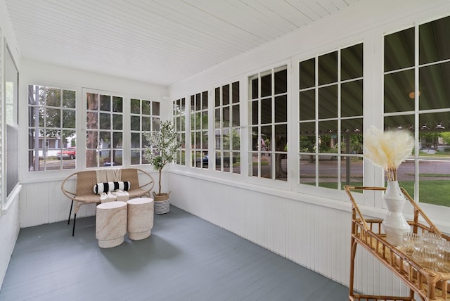 1315 N Hollis St, Spokane, WA 99201 - unfurnished sunroom featuring wood finished floors