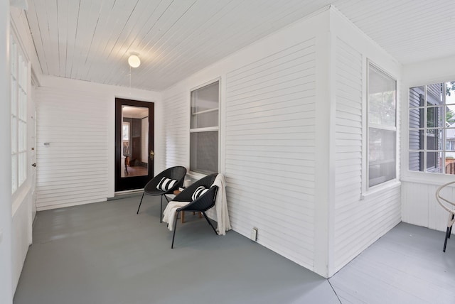 1315 N Hollis St, Spokane, WA 99201 - view of covered porch