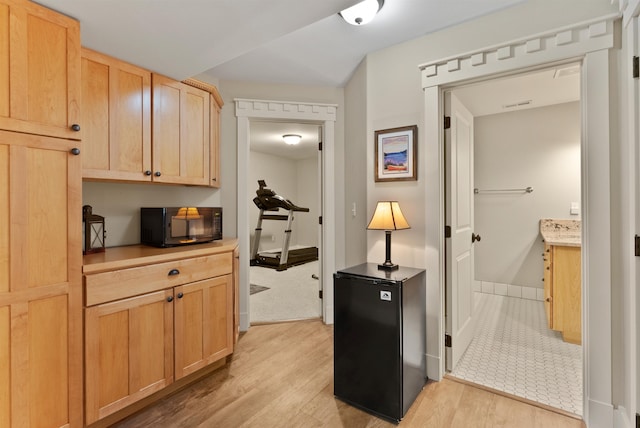 718 W Qualchan Ln, Spokane, WA 99224 - corridor featuring light wood-style floors