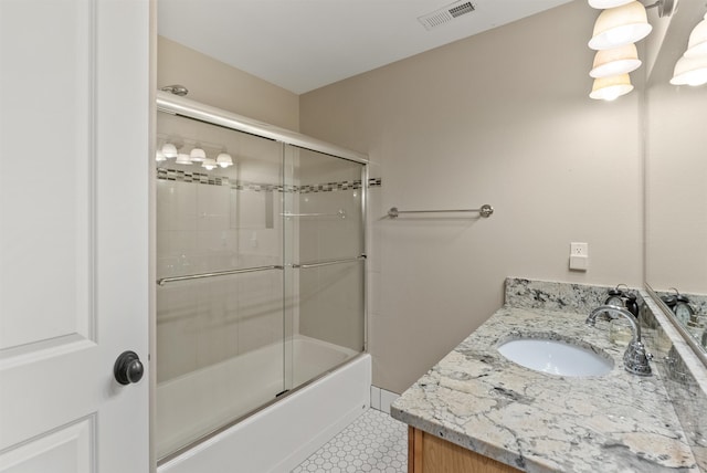 718 W Qualchan Ln, Spokane, WA 99224 - full bath featuring vanity and enclosed tub / shower combo