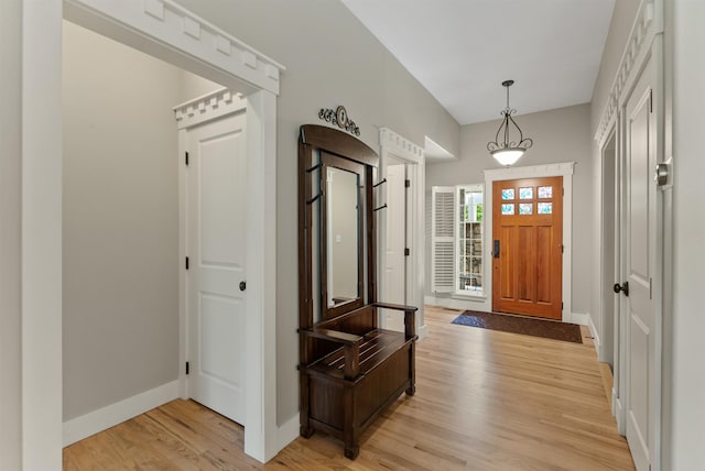 718 W Qualchan Ln, Spokane, WA 99224 - foyer entrance featuring light wood finished floors and baseboards