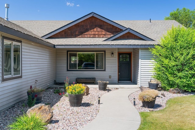1819 N Center Ln, Spokane Valley, WA 99212 - view of front facade with roof with shingles and covered porch