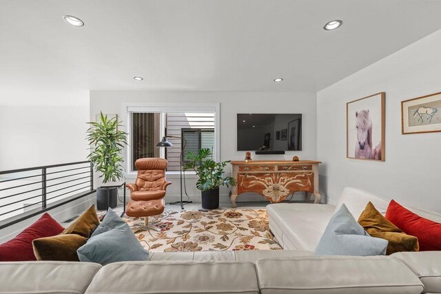 4408 E 23rd Ln, Spokane, WA 99223 - living area featuring recessed lighting