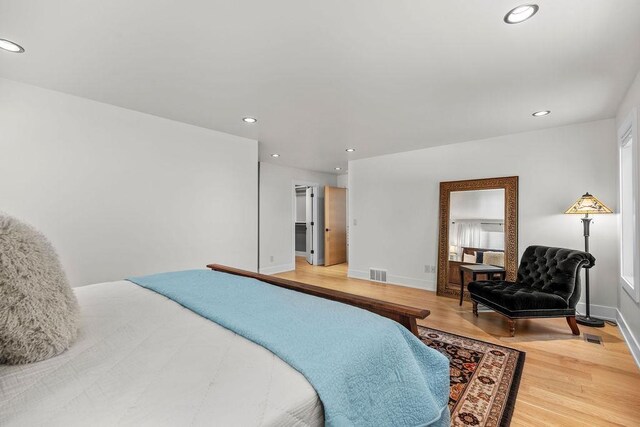 4408 E 23rd Ln, Spokane, WA 99223 - bedroom featuring light wood-style floors and recessed lighting