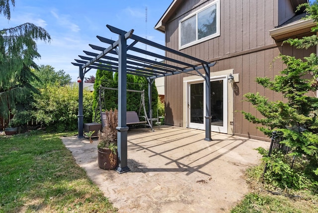 3224 E 42nd Ave, Spokane, WA 99223 - view of patio with a pergola