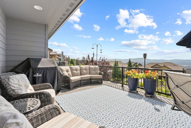 8814 E Clearview Ln, Spokane, WA 99217 - balcony with a mountain view