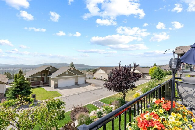 8814 E Clearview Ln, Spokane, WA 99217 - balcony with a mountain view and a residential view