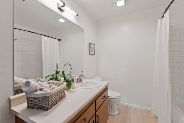 7878 N Wilding Dr # 32, Spokane, WA 99208 - full bath with vanity and shower / tub combo with curtain