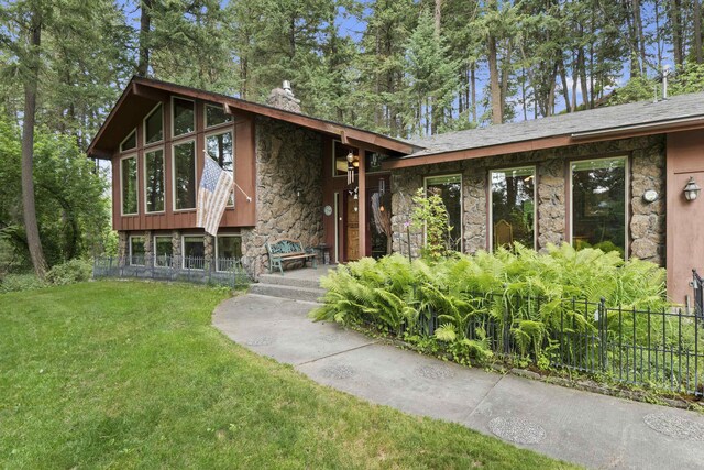 13614 N Minihdoka Trl, Spokane, WA 99208 - aerial view of property's location featuring a heavily wooded area