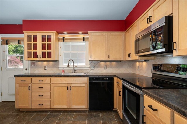 2507 S Hatch St, Spokane, WA 99203 - photo 12